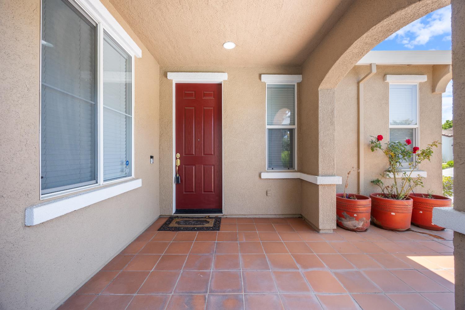 Detail Gallery Image 8 of 78 For 6904 Rio Tejo Way, Elk Grove,  CA 95757 - 5 Beds | 3 Baths