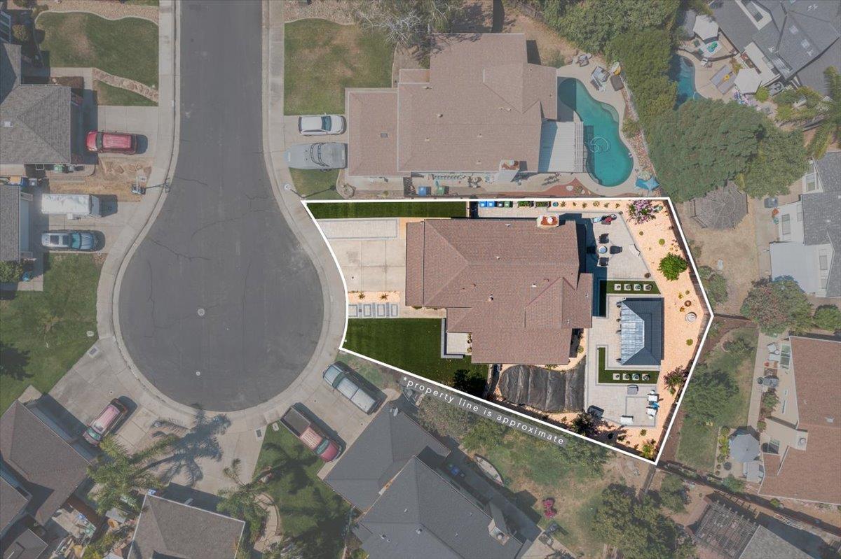 Detail Gallery Image 37 of 41 For 9128 Miners Creek Ct, Elk Grove,  CA 95758 - 4 Beds | 2/1 Baths
