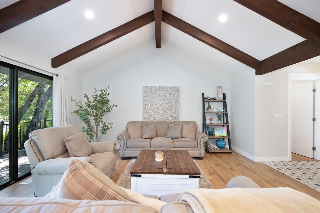 Detail Gallery Image 17 of 73 For 2953 Oakleaf Dr, Cameron Park,  CA 95682 - 3 Beds | 2/1 Baths