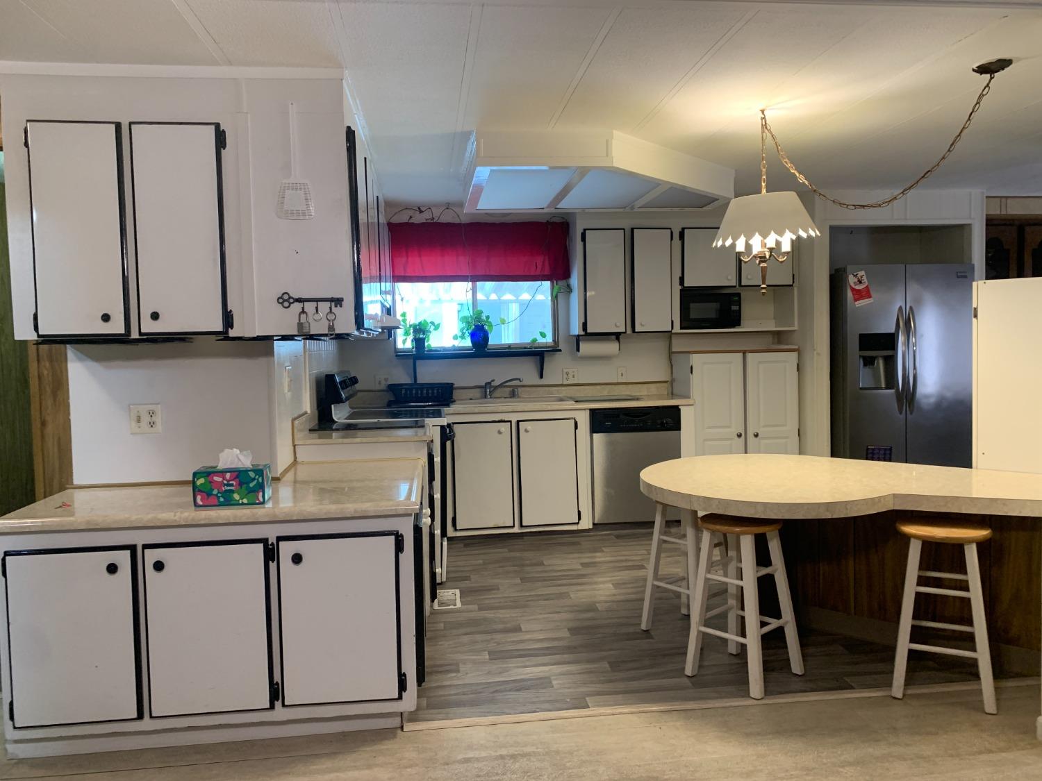 Detail Gallery Image 7 of 32 For 4911 Brookdale Dr. 144, Sacramento,  CA 95834 - 2 Beds | 2 Baths