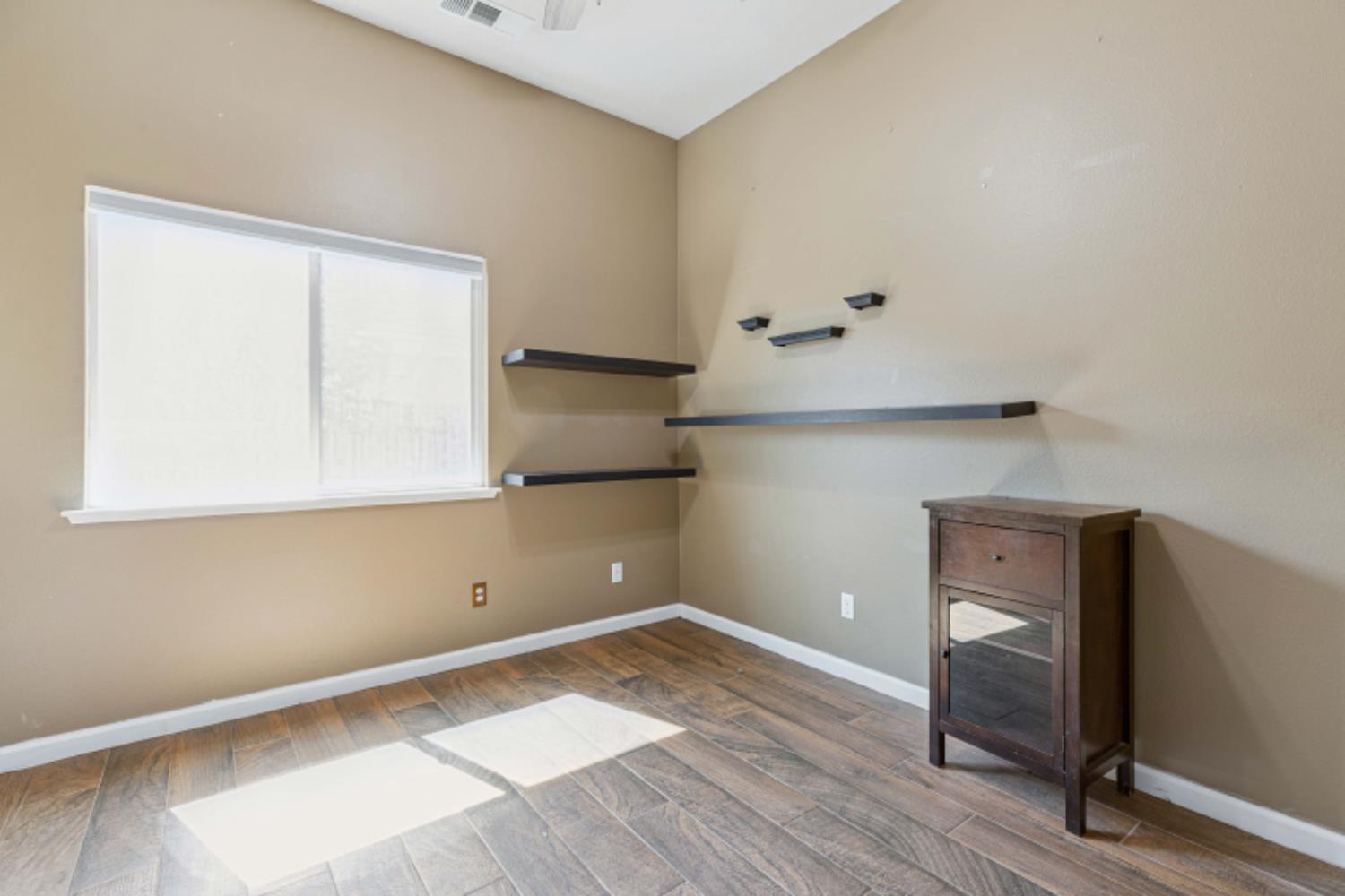Detail Gallery Image 14 of 29 For 1457 Quiet Ct, Merced,  CA 95340 - 3 Beds | 2 Baths