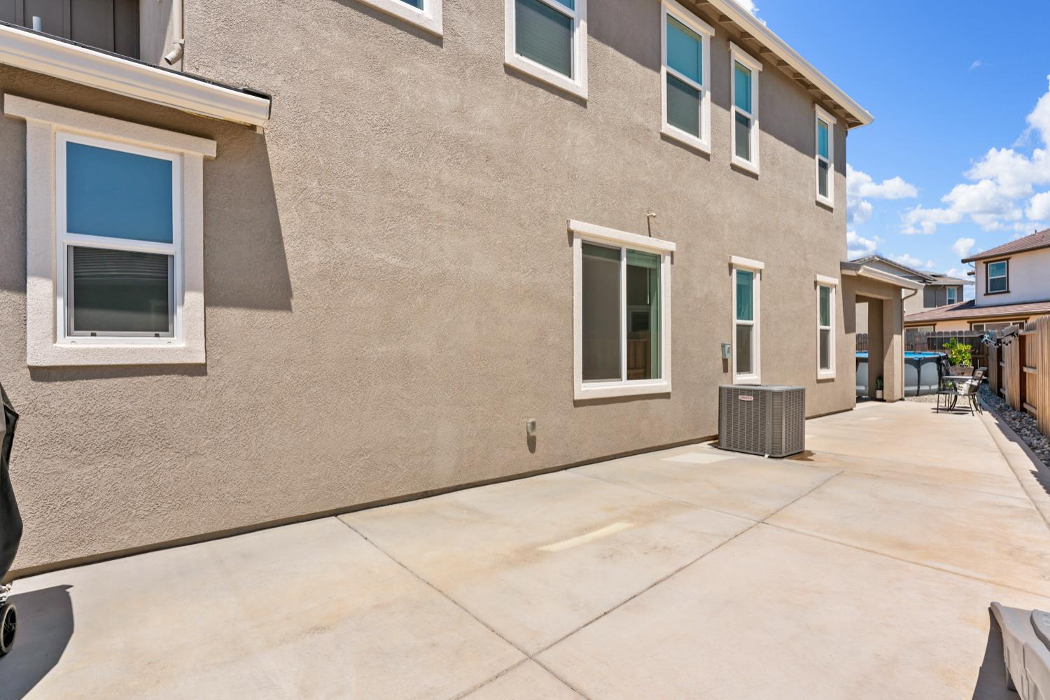 Detail Gallery Image 67 of 83 For 2073 Challenger Way, Roseville,  CA 95747 - 4 Beds | 3/1 Baths