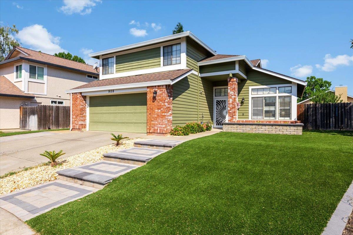 Detail Gallery Image 1 of 41 For 9128 Miners Creek Ct, Elk Grove,  CA 95758 - 4 Beds | 2/1 Baths