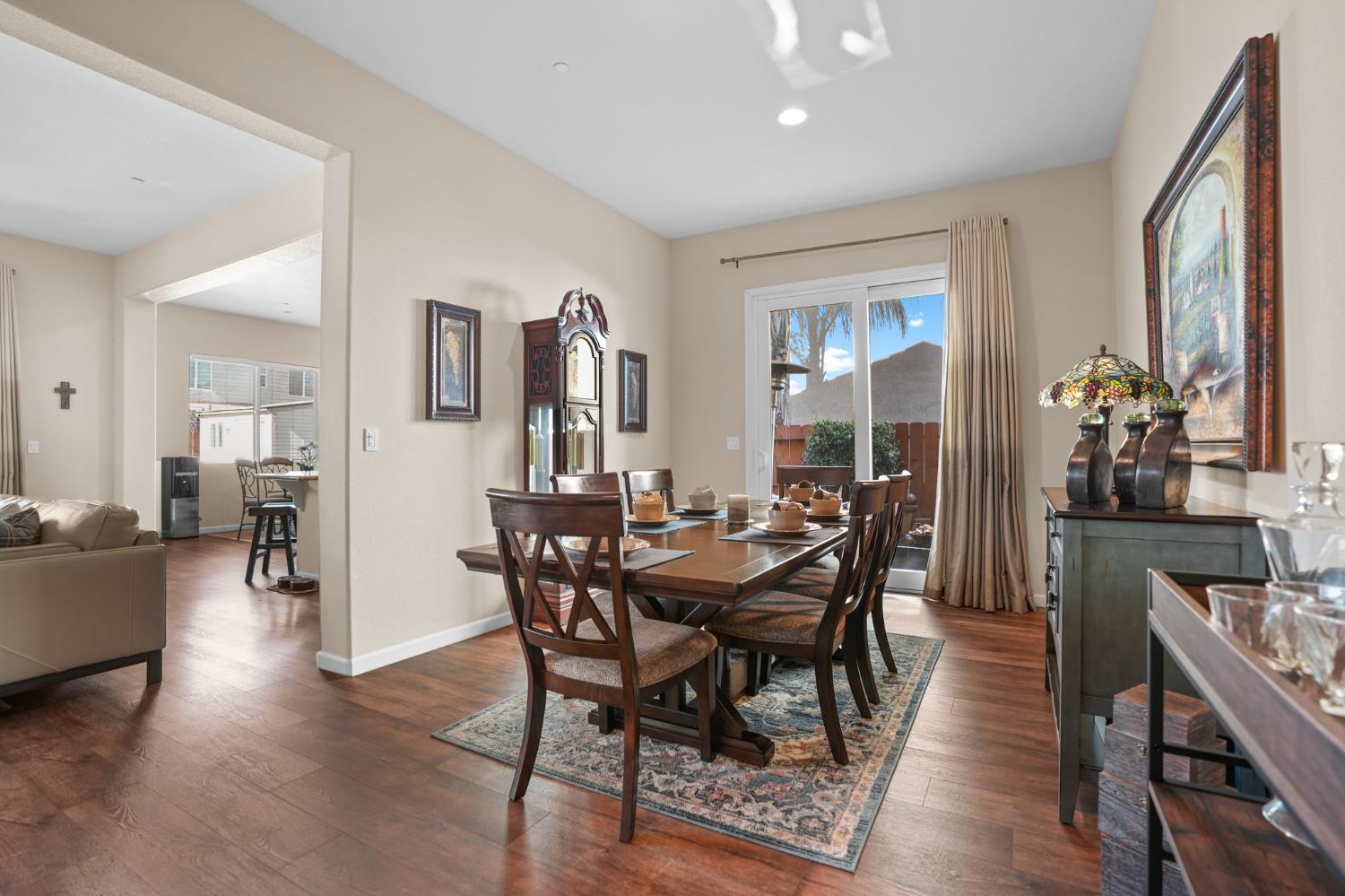 Detail Gallery Image 9 of 55 For 1261 Sweet Briar Dr, Patterson,  CA 95363 - 3 Beds | 2 Baths