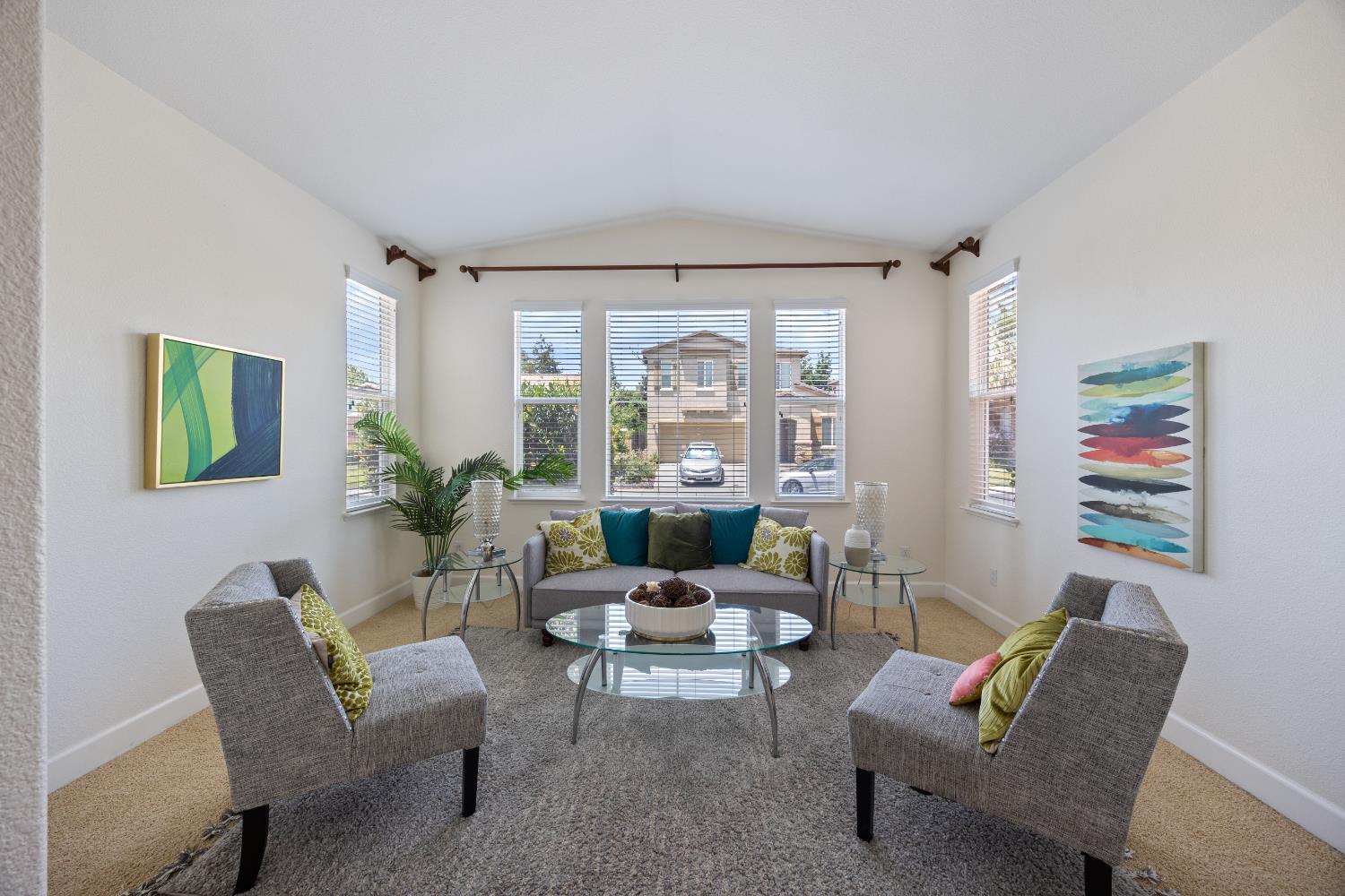Detail Gallery Image 12 of 78 For 6904 Rio Tejo Way, Elk Grove,  CA 95757 - 5 Beds | 3 Baths