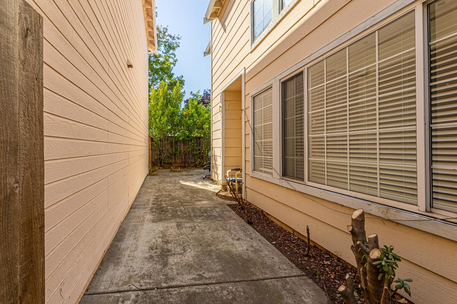 Detail Gallery Image 31 of 37 For 39965 Potrero Dr, Newark,  CA 94560 - 4 Beds | 3 Baths