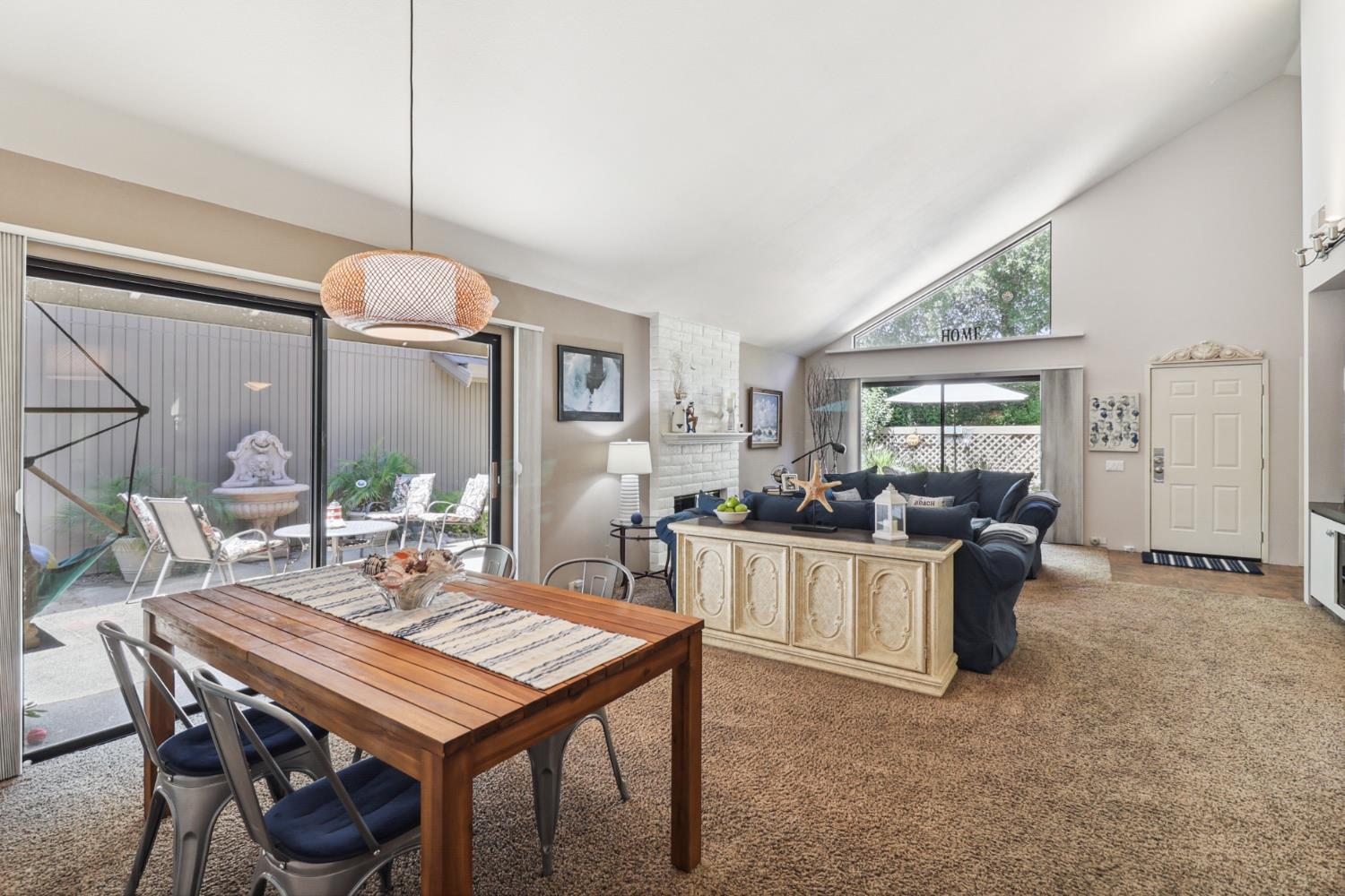 Detail Gallery Image 2 of 99 For 1911 Discovery Village Ln, Gold River,  CA 95670 - 2 Beds | 2 Baths