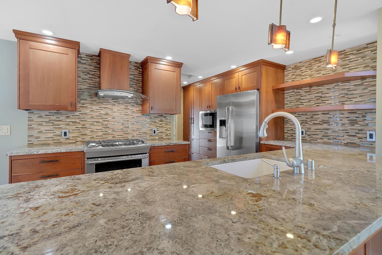Detail Gallery Image 13 of 40 For 40 Greenstone Ter, Sutter Creek,  CA 95685 - 3 Beds | 2/1 Baths
