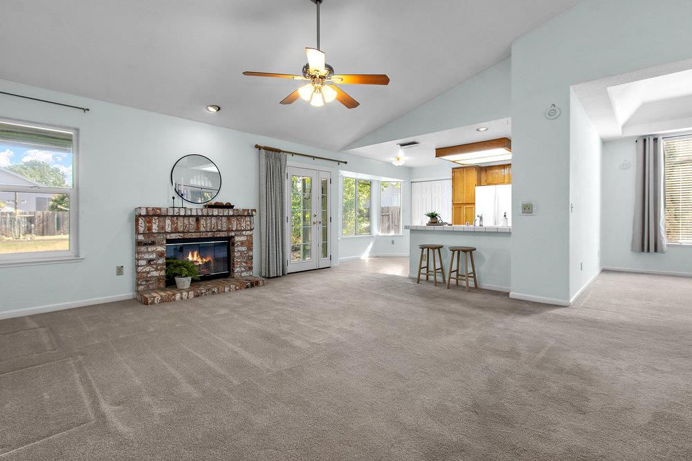 Detail Gallery Image 8 of 33 For 4701 Summer Oak Ct, Antelope,  CA 95843 - 3 Beds | 2 Baths