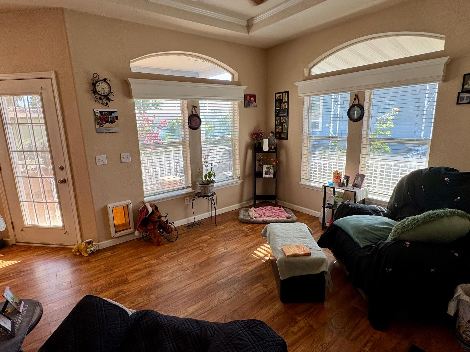 Detail Gallery Image 6 of 17 For 1330 Queen Way 27, Livingston,  CA 95334 - 2 Beds | 3 Baths