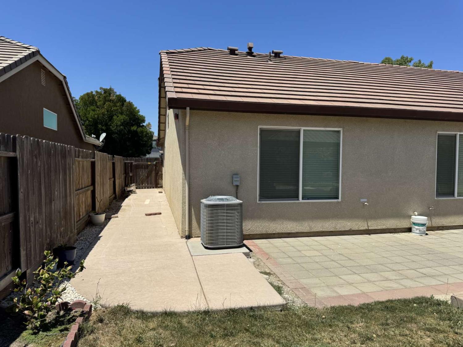 Detail Gallery Image 23 of 41 For 328 Sunburst St, Los Banos,  CA 93635 - 3 Beds | 2 Baths