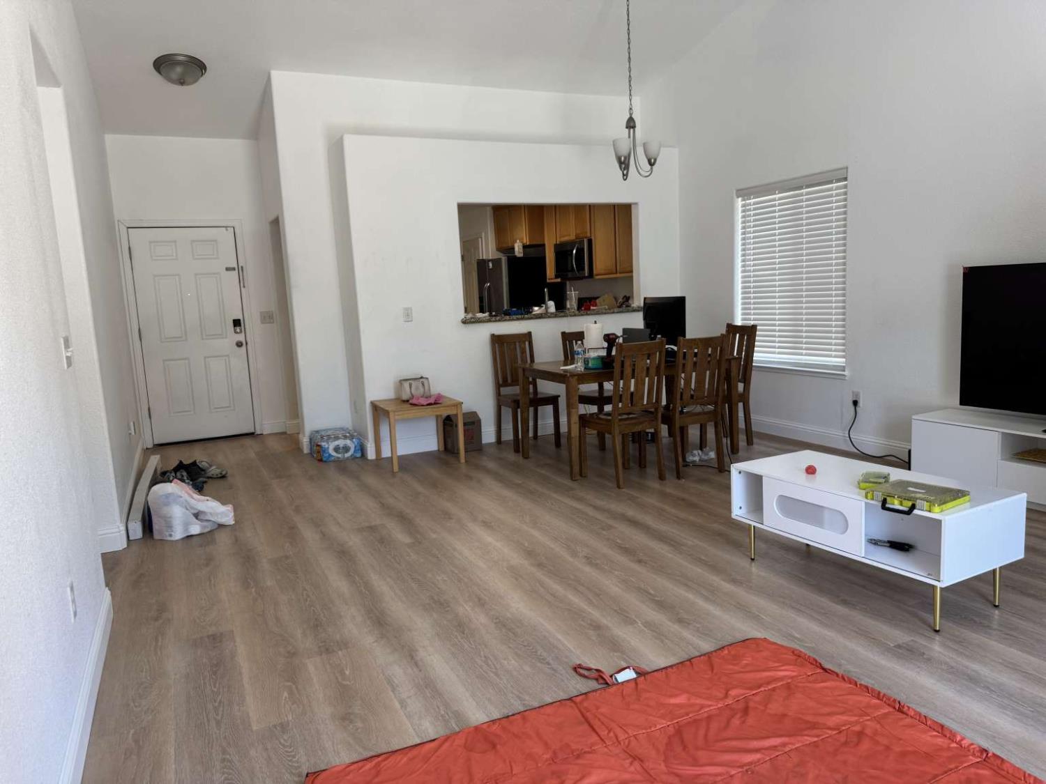 Detail Gallery Image 11 of 41 For 328 Sunburst St, Los Banos,  CA 93635 - 3 Beds | 2 Baths