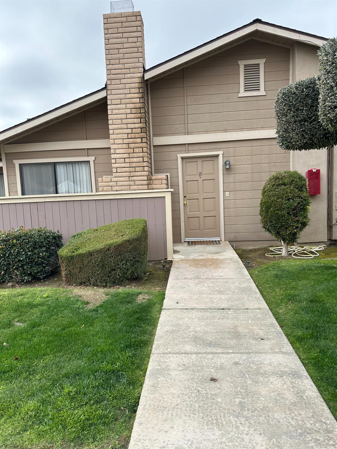 Detail Gallery Image 2 of 3 For 6804 Half Moon Dr, Bakersfield,  CA 93309 - – Beds | – Baths