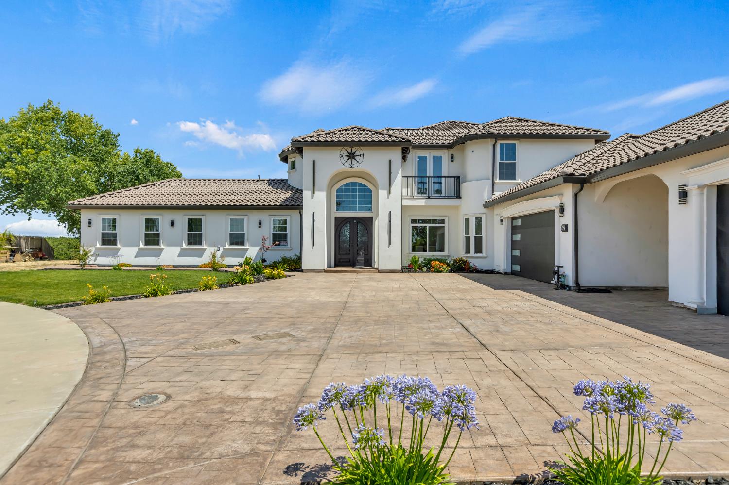 Detail Gallery Image 6 of 98 For 14537 Mira Vista Ln, Lockeford,  CA 95237 - 7 Beds | 4/1 Baths