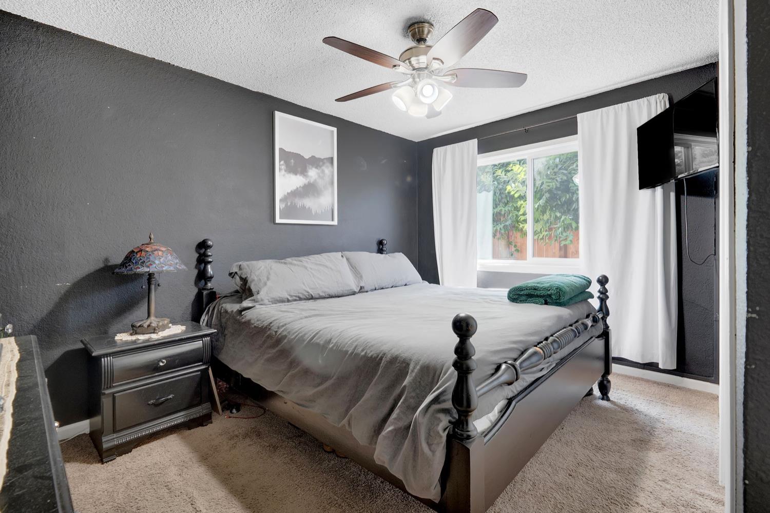 Detail Gallery Image 9 of 19 For 143 W Woodland Ave, Woodland,  CA 95695 - 3 Beds | 1 Baths