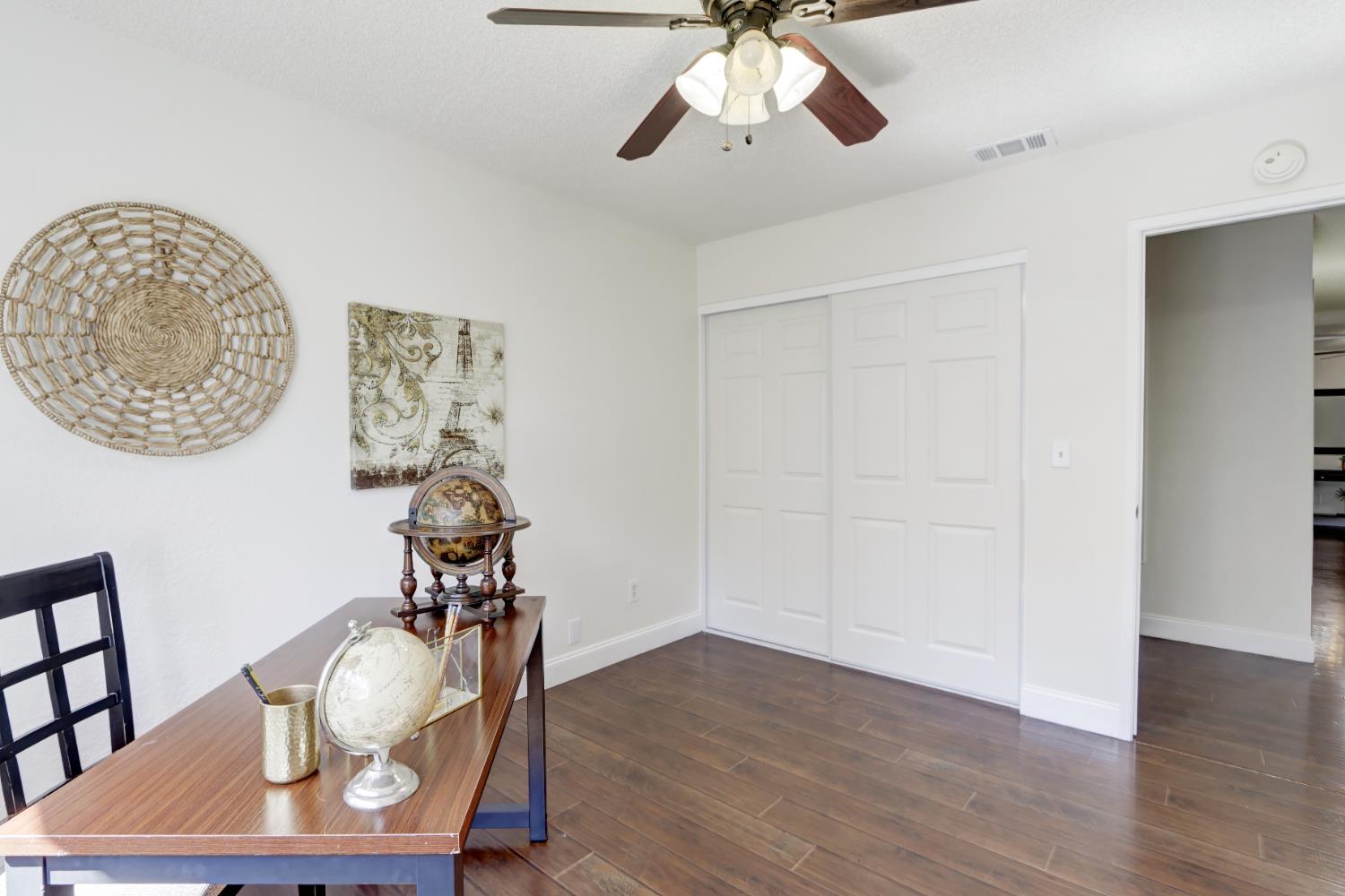 Detail Gallery Image 35 of 48 For 9013 Meadowsweet Way, Elk Grove,  CA 95624 - 4 Beds | 2 Baths