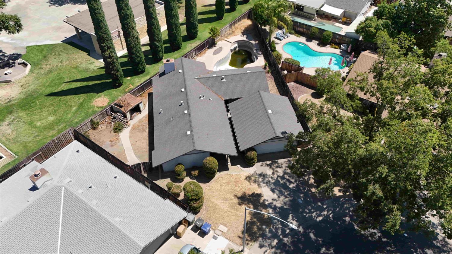 Detail Gallery Image 21 of 22 For 2716 Palomino Ln, Modesto,  CA 95355 - 3 Beds | 2/1 Baths
