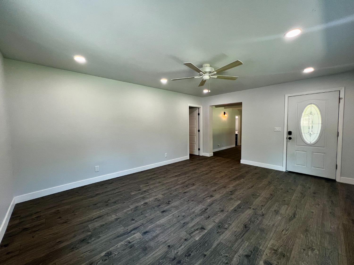 Detail Gallery Image 6 of 64 For 2018 Whistler Way, Somerset,  CA 95684 - 3 Beds | 2 Baths