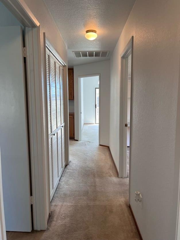 Detail Gallery Image 4 of 37 For 1176 Liggett Ct, Manteca,  CA 95337 - 4 Beds | 2 Baths