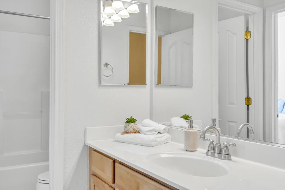 Detail Gallery Image 27 of 64 For 9688 Pasture Rose Ct, Elk Grove,  CA 95624 - 3 Beds | 2/1 Baths