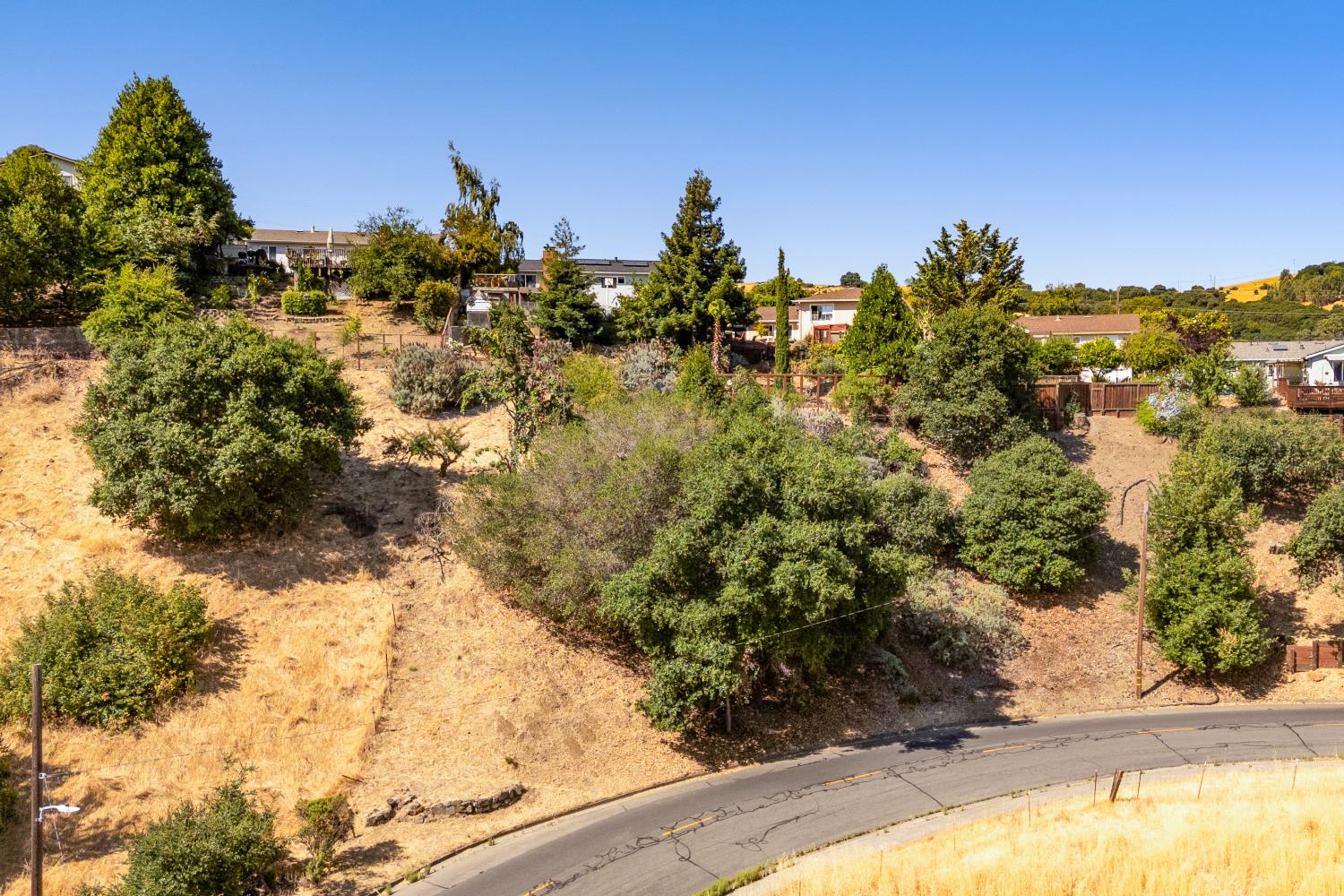 Detail Gallery Image 11 of 33 For 0 Rolph Park Dr, Crockett,  CA 94525 - – Beds | – Baths