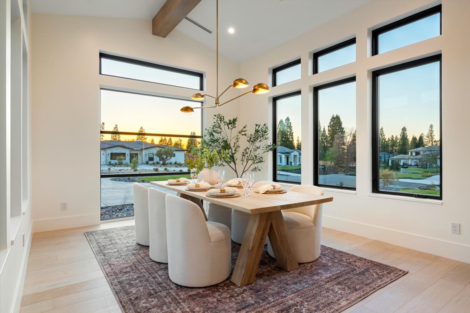 Detail Gallery Image 18 of 72 For 9260 Hilltop Pl, Loomis,  CA 95650 - 4 Beds | 5 Baths