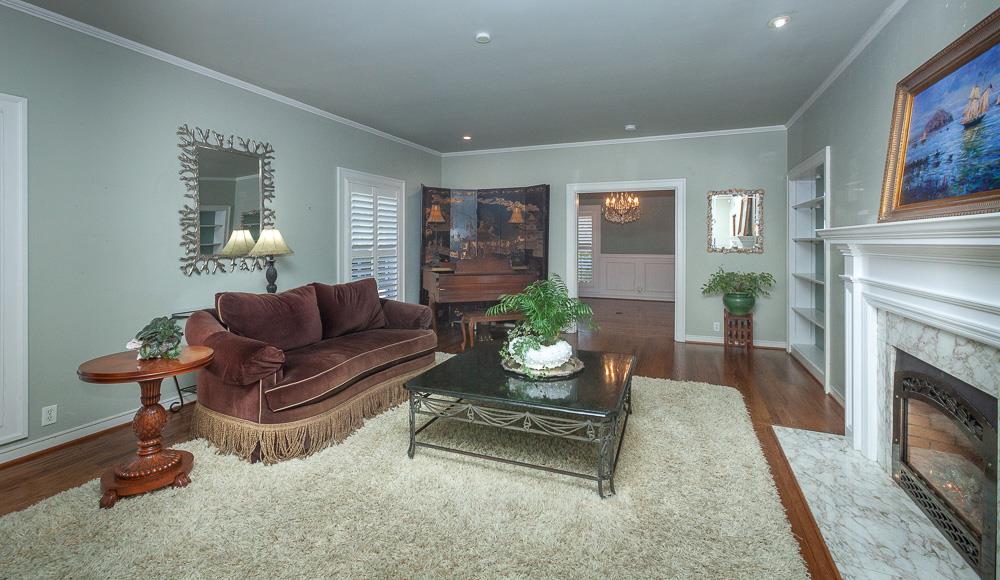 Detail Gallery Image 12 of 73 For 1060 W Monterey Ave, Stockton,  CA 95204 - 4 Beds | 3 Baths