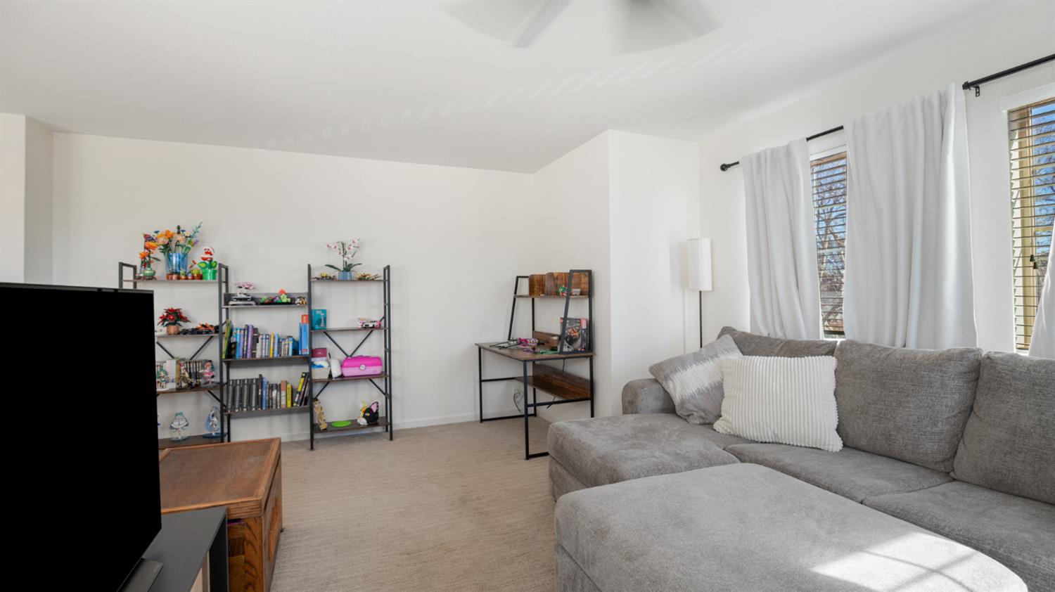 Detail Gallery Image 19 of 41 For 1385 Maiden Ct, Tracy,  CA 95377 - 3 Beds | 3 Baths