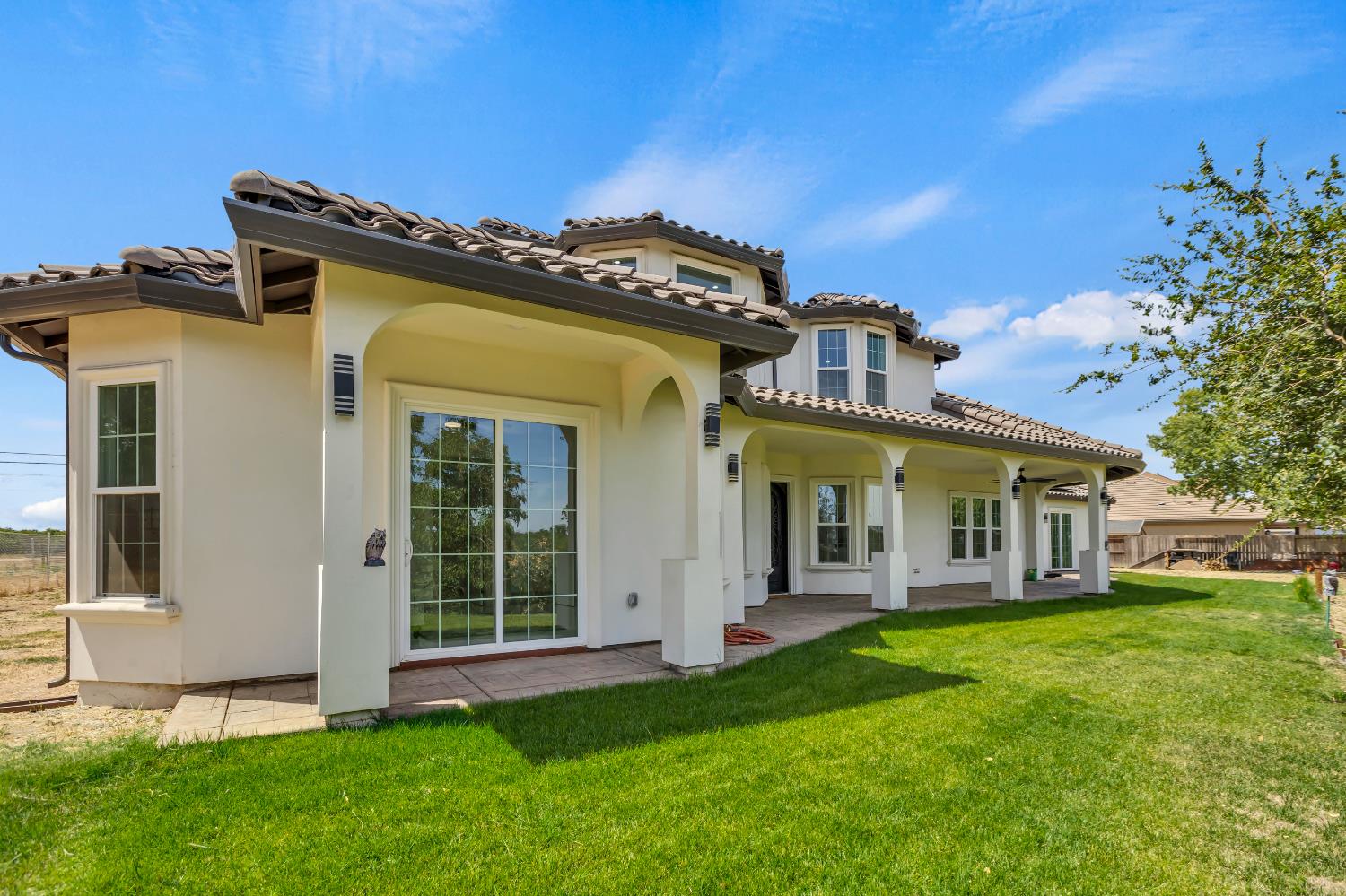 Detail Gallery Image 85 of 98 For 14537 Mira Vista Ln, Lockeford,  CA 95237 - 7 Beds | 4/1 Baths