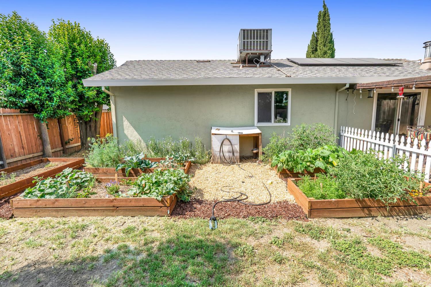 Detail Gallery Image 16 of 19 For 143 W Woodland Ave, Woodland,  CA 95695 - 3 Beds | 1 Baths