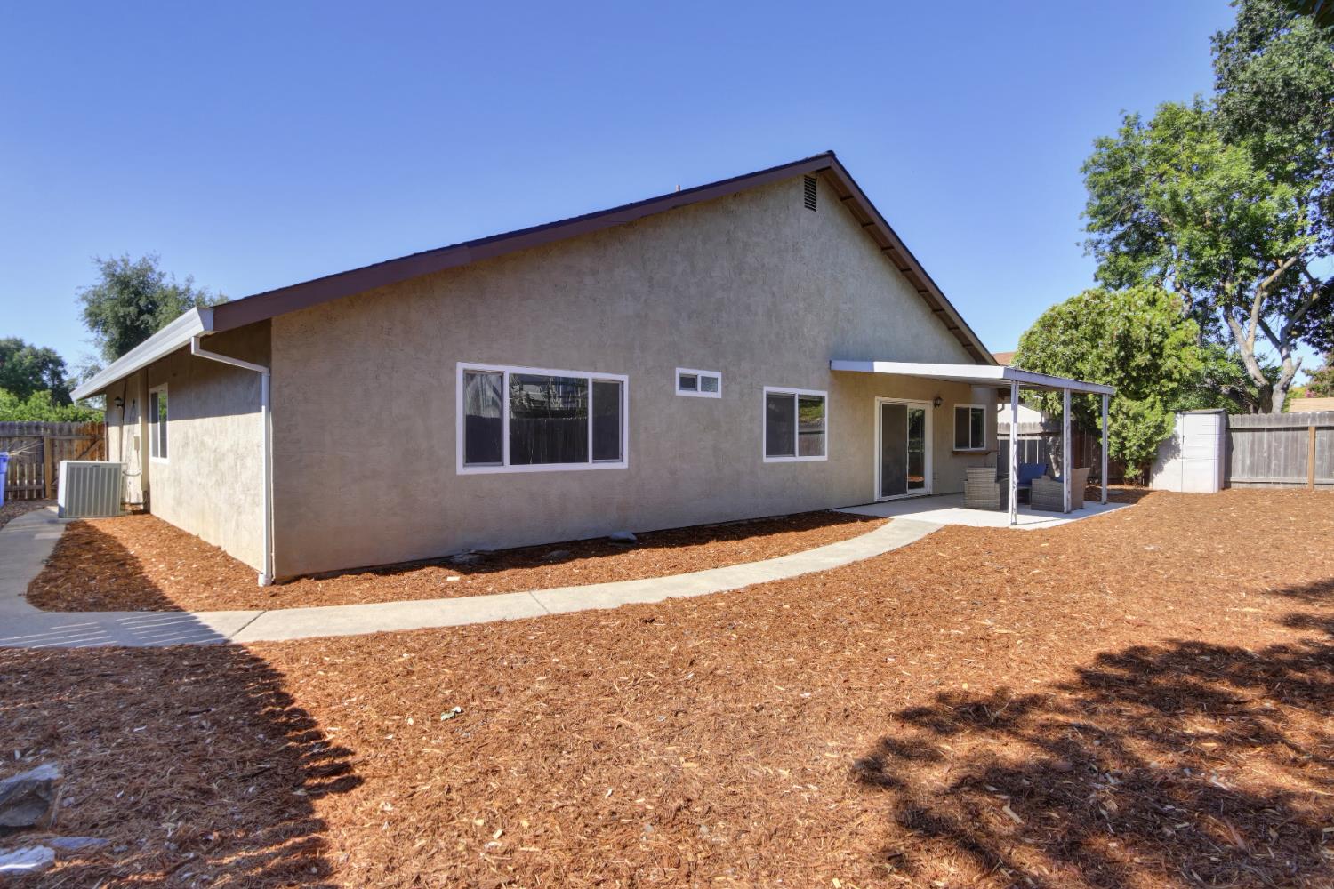 Detail Gallery Image 44 of 48 For 9013 Meadowsweet Way, Elk Grove,  CA 95624 - 4 Beds | 2 Baths