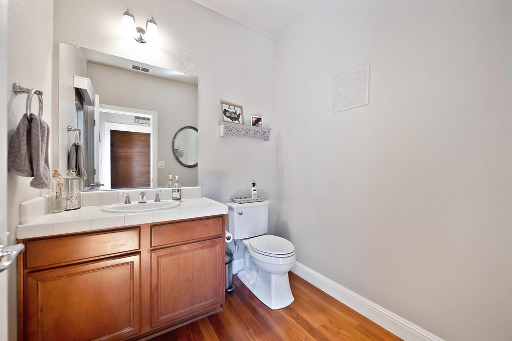 Detail Gallery Image 11 of 24 For 5509 Sagehen Ct, Loomis,  CA 95650 - 4 Beds | 3/1 Baths