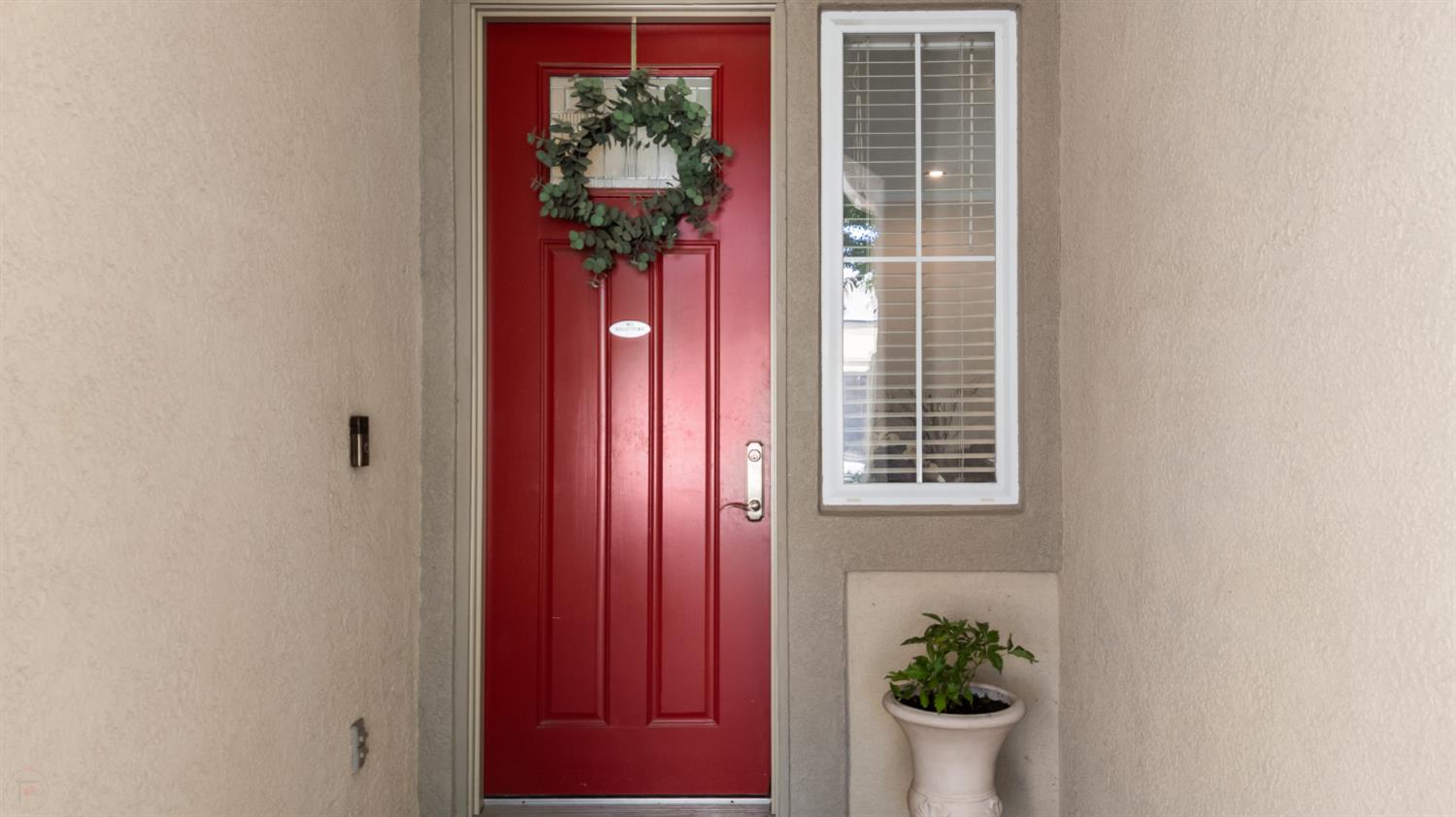Detail Gallery Image 5 of 60 For 2020 Malcolm Way, Modesto,  CA 95356 - 3 Beds | 3 Baths