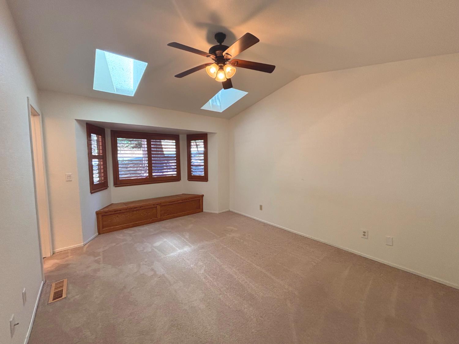 Detail Gallery Image 11 of 22 For 6210 Kokanee Ln, Pollock Pines,  CA 95726 - 3 Beds | 2 Baths