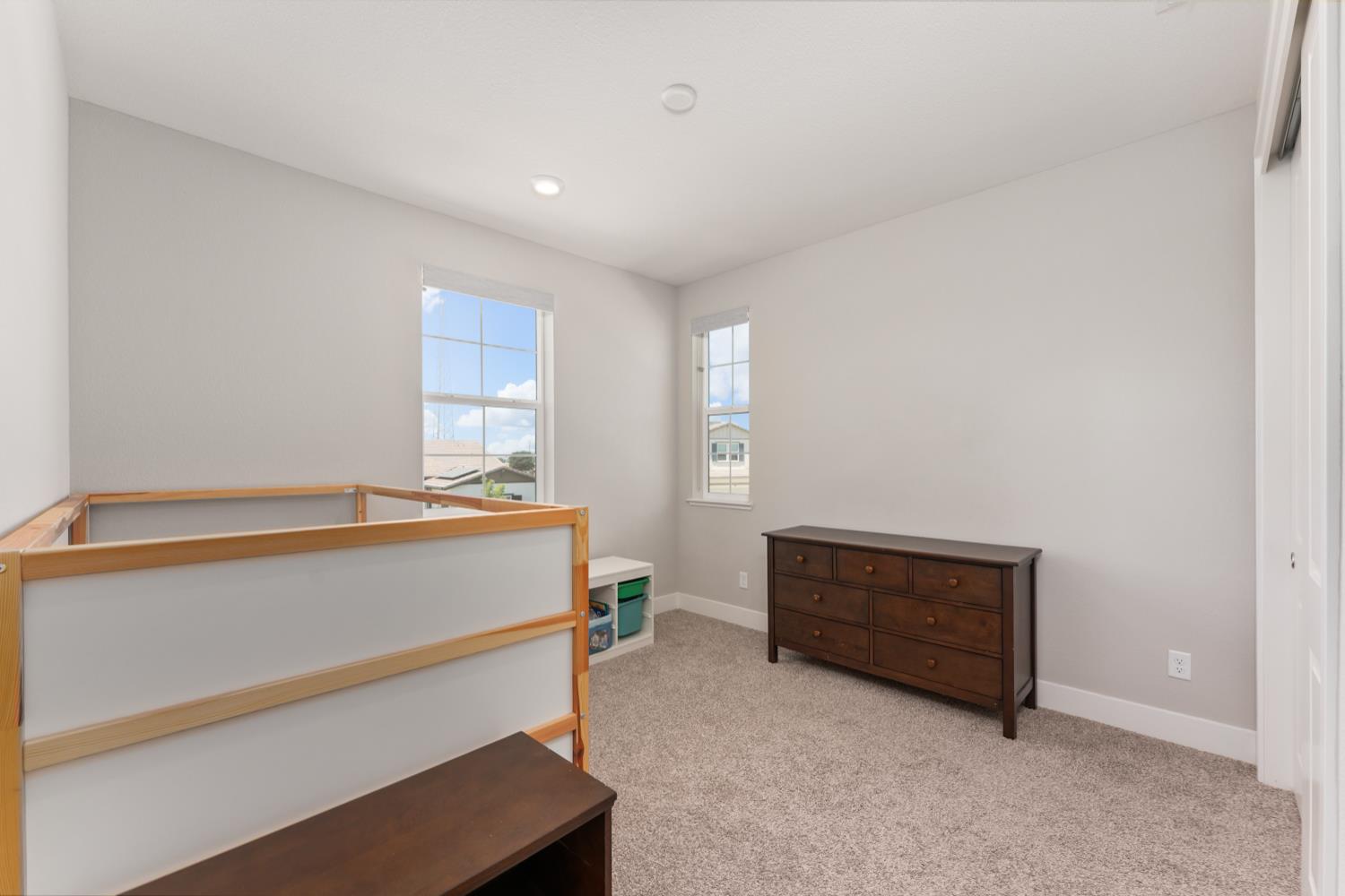 Detail Gallery Image 61 of 83 For 2073 Challenger Way, Roseville,  CA 95747 - 4 Beds | 3/1 Baths
