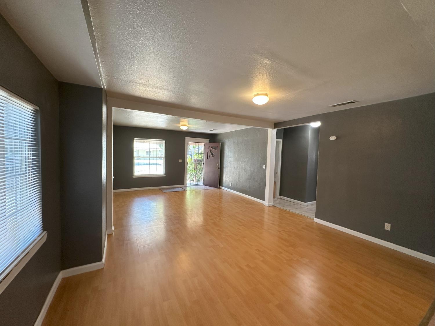 Detail Gallery Image 19 of 20 For 405 Colorado Ave, Modesto,  CA 95351 - 3 Beds | 2 Baths
