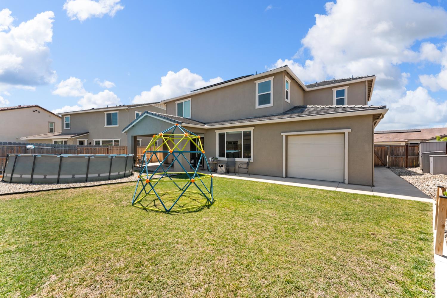 Detail Gallery Image 75 of 83 For 2073 Challenger Way, Roseville,  CA 95747 - 4 Beds | 3/1 Baths
