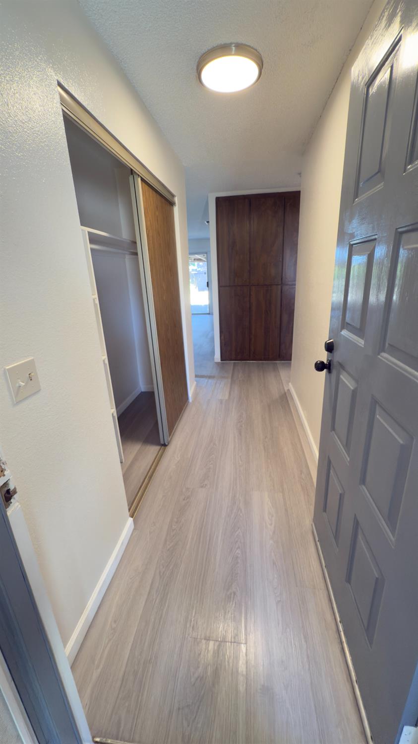 Detail Gallery Image 3 of 23 For 8263 Union House Way, Sacramento,  CA 95823 - 2 Beds | 1/1 Baths