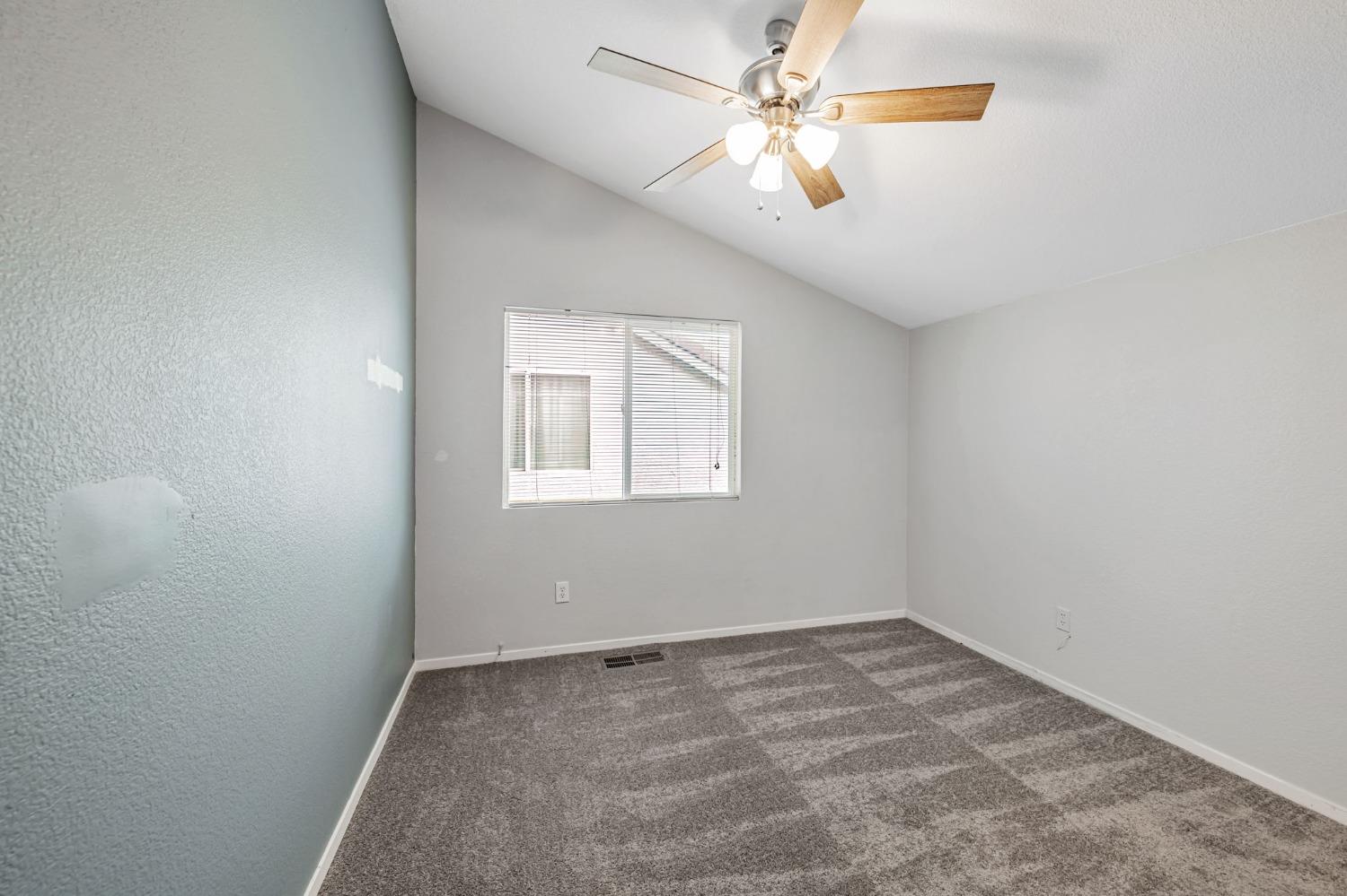 Detail Gallery Image 36 of 46 For 9065 Robbins Rd, Sacramento,  CA 95829 - 4 Beds | 2/1 Baths