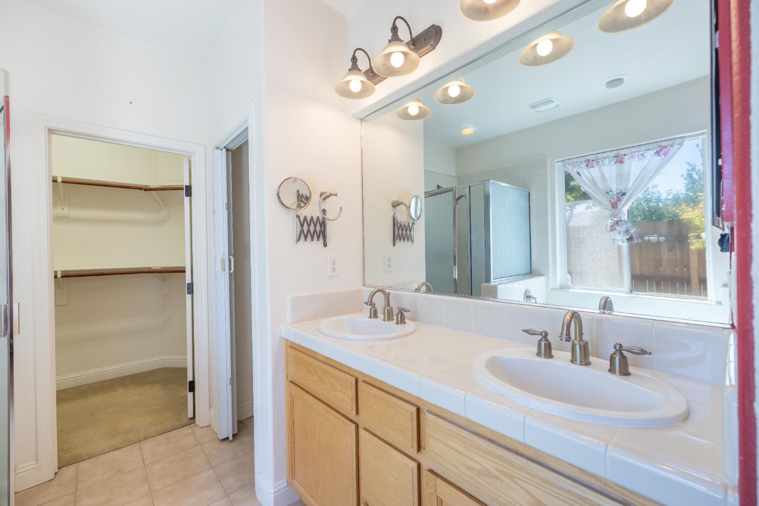 Detail Gallery Image 40 of 66 For 12241 Conservancy Way, Rancho Cordova,  CA 95742 - 3 Beds | 2 Baths