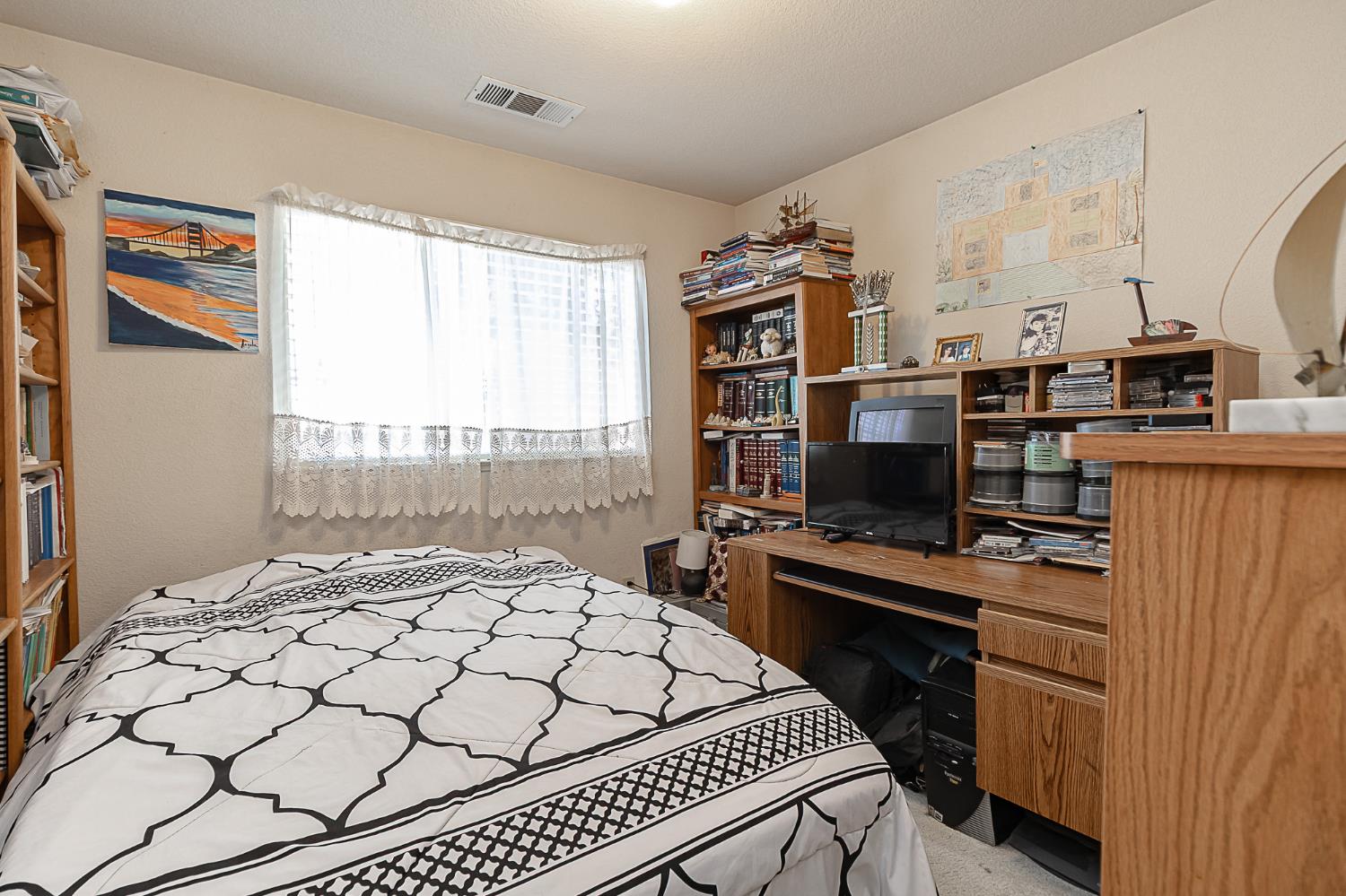 Detail Gallery Image 17 of 29 For 5220 Cimarron Ct, Salida,  CA 95368 - 4 Beds | 2/1 Baths