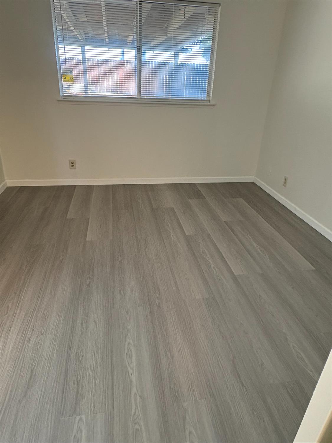 Detail Gallery Image 12 of 23 For 8263 Union House Way, Sacramento,  CA 95823 - 2 Beds | 1/1 Baths