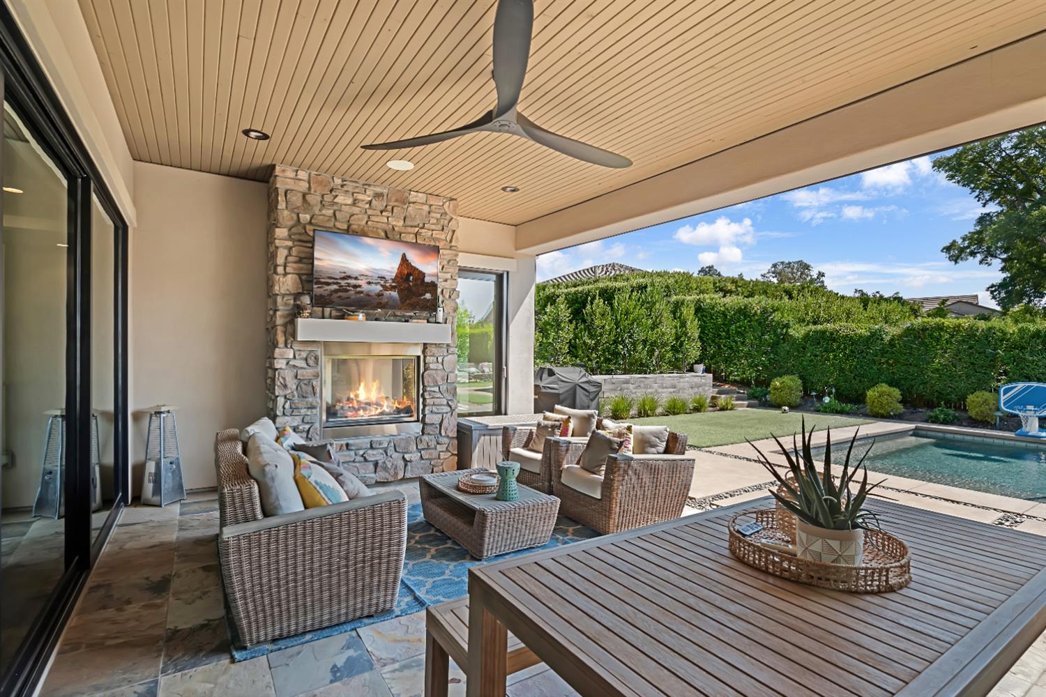 Detail Gallery Image 56 of 74 For 3421 Greenview Dr, El Dorado Hills,  CA 95762 - 5 Beds | 5/1 Baths