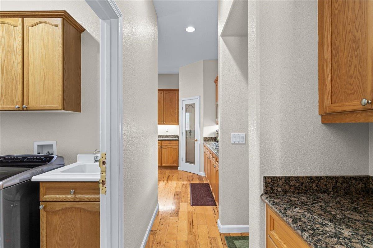 Detail Gallery Image 17 of 53 For 426 Treecrest Cir, Oakdale,  CA 95361 - 3 Beds | 2 Baths