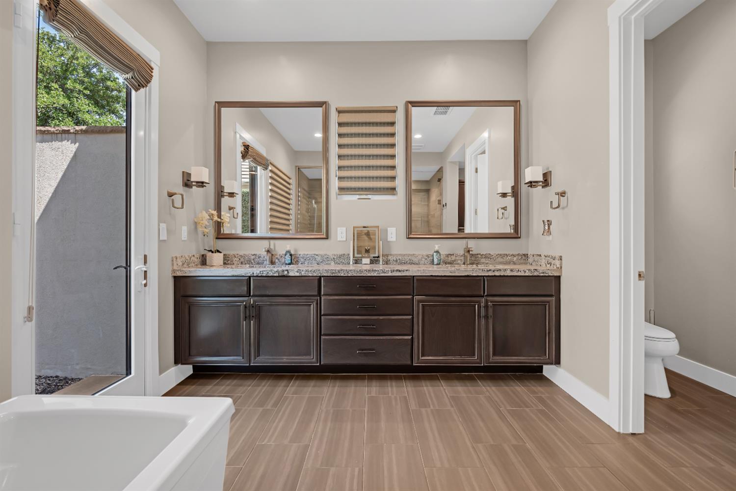 Detail Gallery Image 30 of 74 For 3421 Greenview Dr, El Dorado Hills,  CA 95762 - 5 Beds | 5/1 Baths