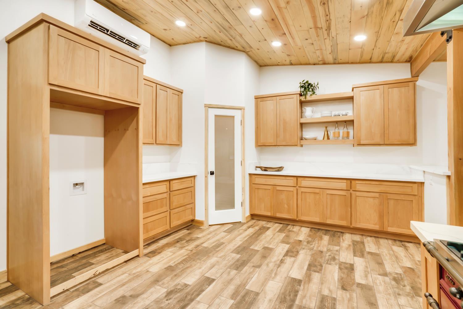 Detail Gallery Image 14 of 43 For 24200 Grand View Ave, Colfax,  CA 95713 - 3 Beds | 2 Baths