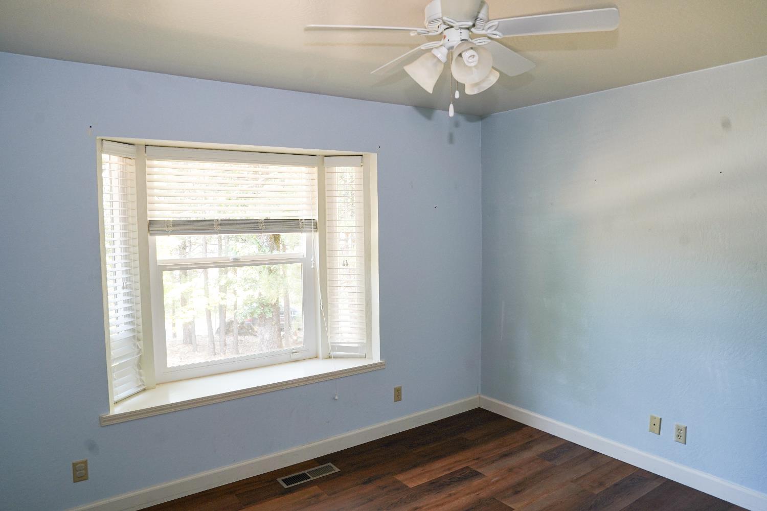 Detail Gallery Image 38 of 78 For 16939 Norlene Way, Grass Valley,  CA 95949 - 3 Beds | 2/1 Baths