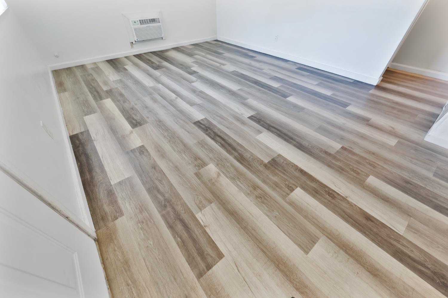 Detail Gallery Image 8 of 18 For 2400 Cava Ct, Sacramento,  CA 95825 - – Beds | – Baths