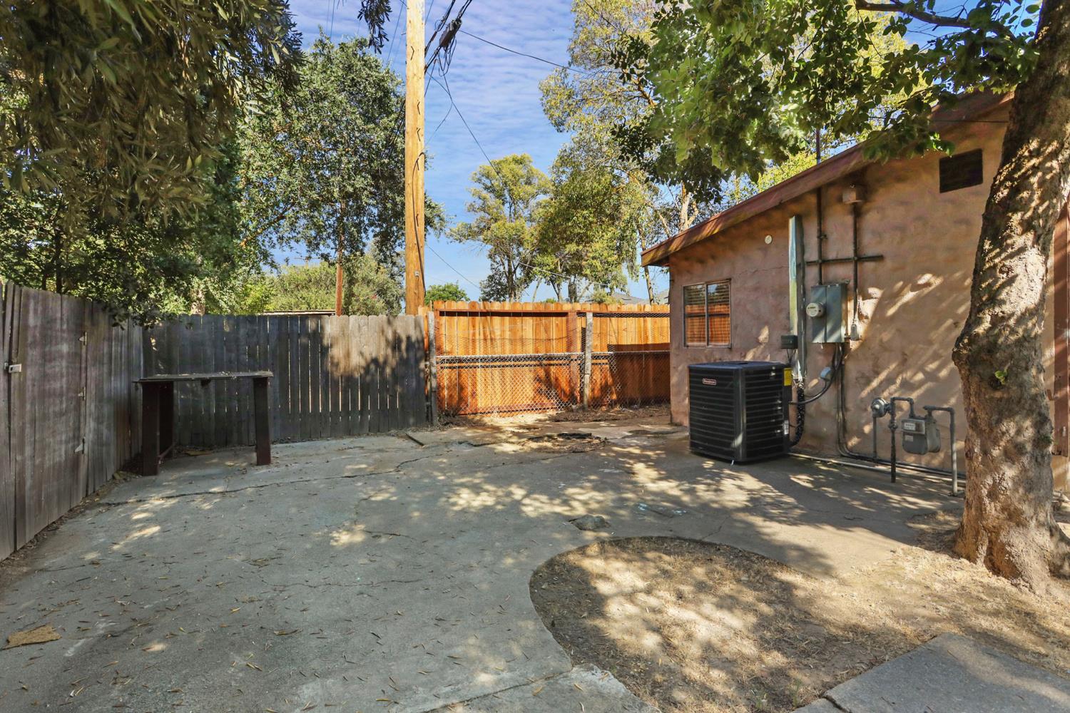 Detail Gallery Image 46 of 60 For 503 E Essex St, Stockton,  CA 95204 - 4 Beds | 2 Baths