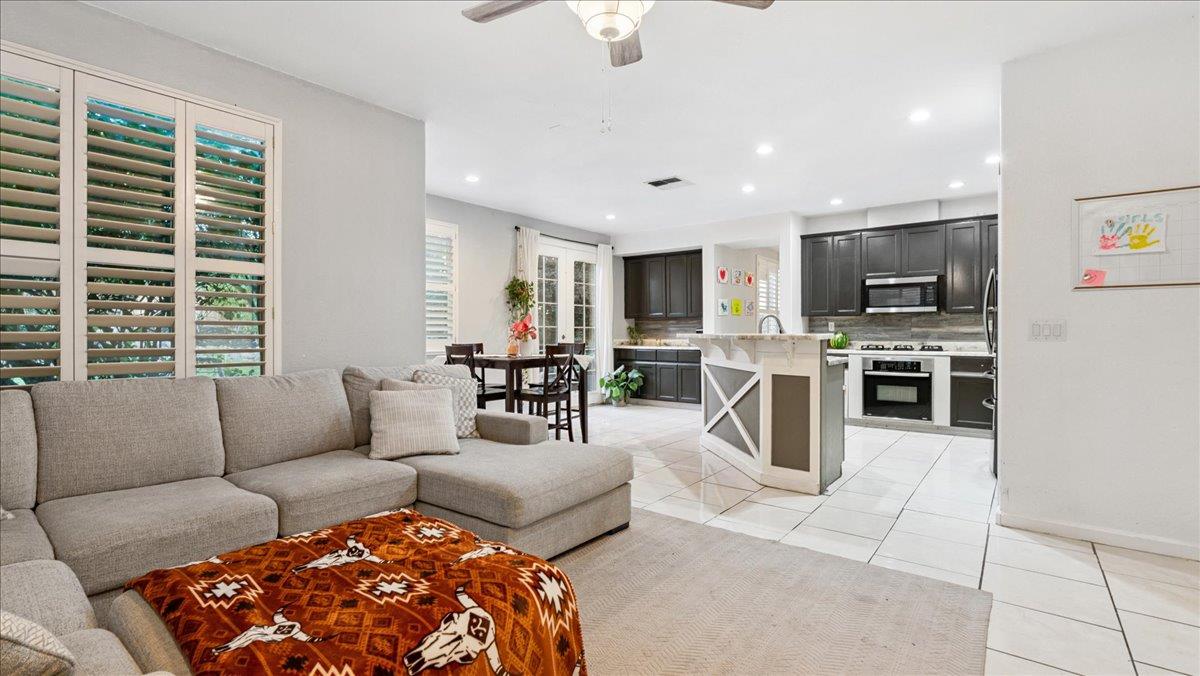 Detail Gallery Image 16 of 53 For 2955 Cardinal Dr, Lincoln,  CA 95648 - 4 Beds | 3 Baths